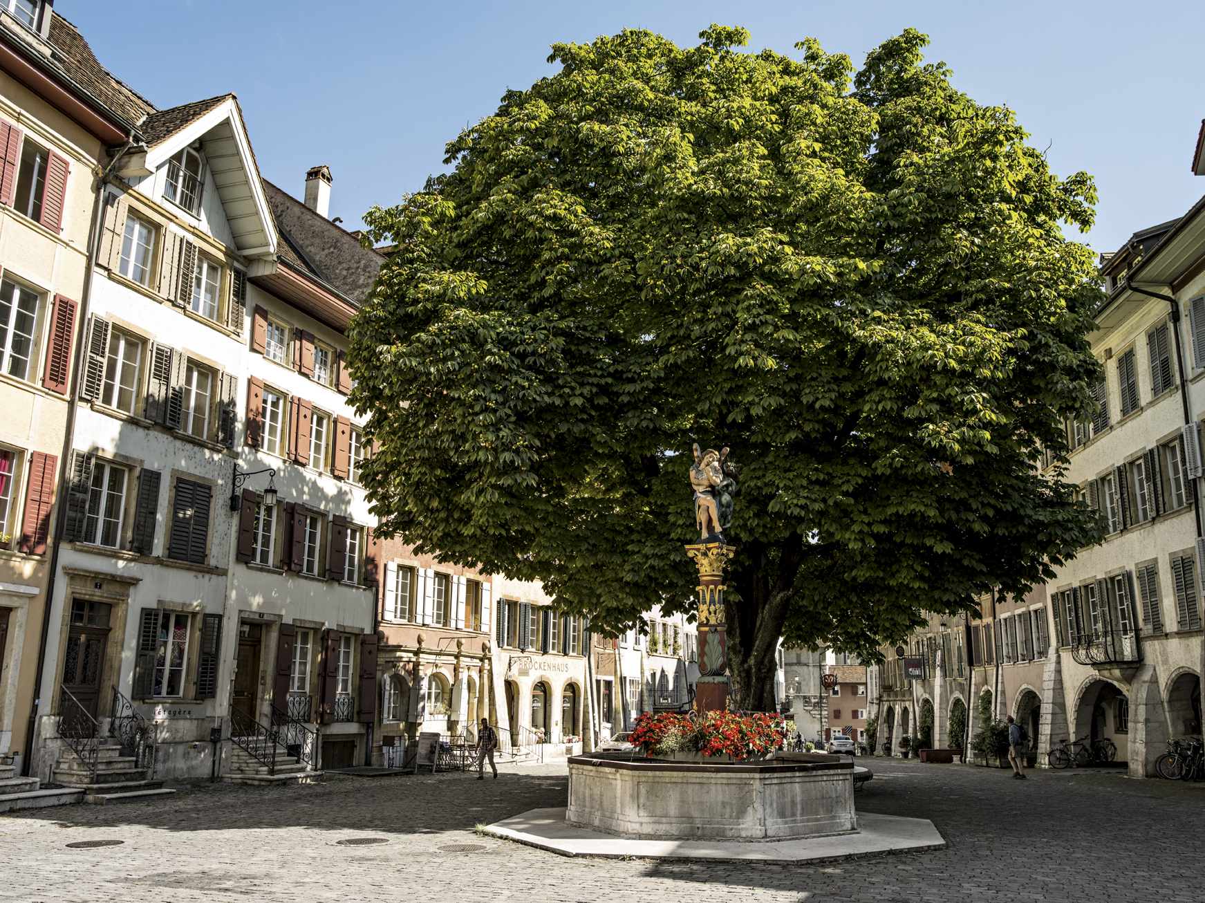 fountains switzerland tourism